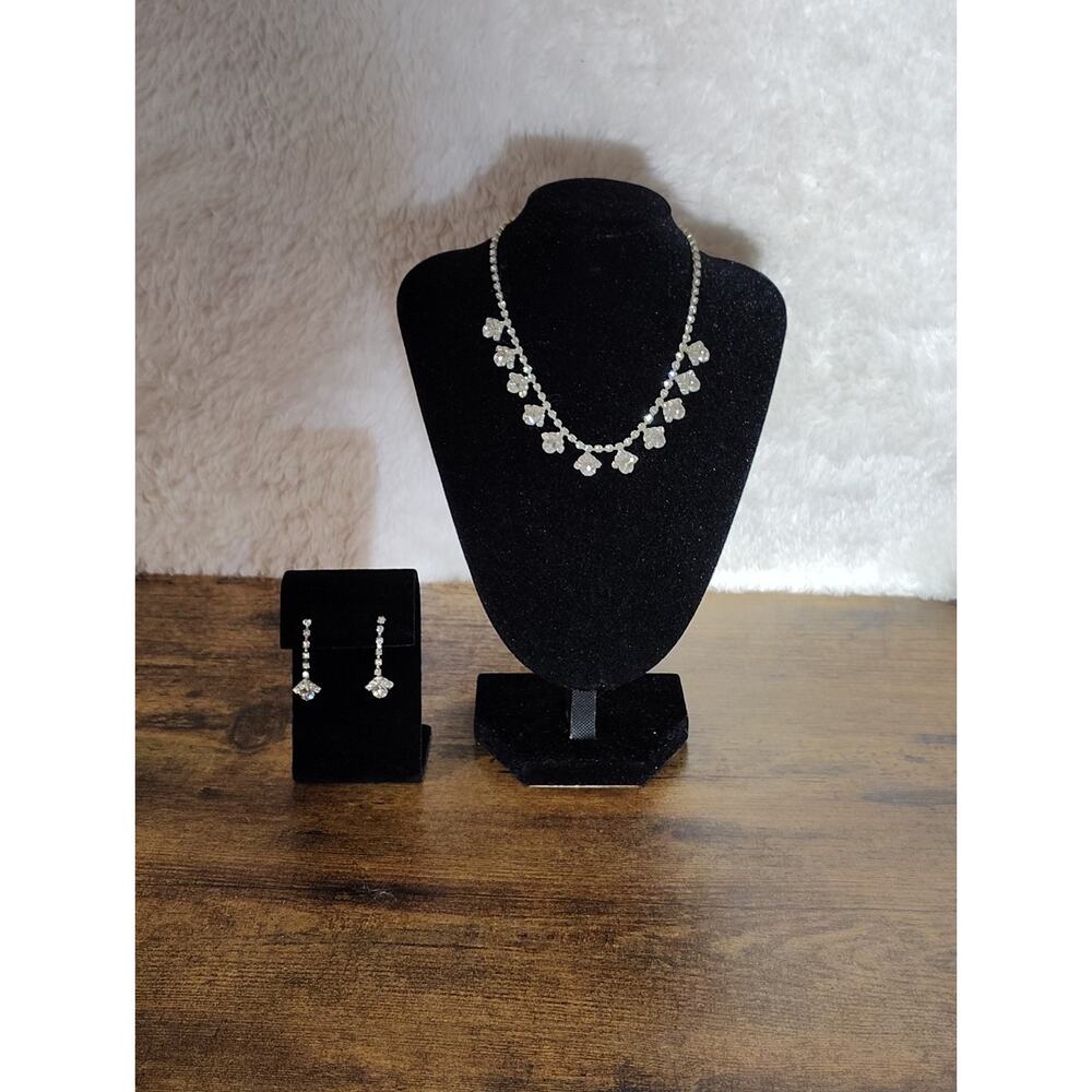 Vintage Style Rhinestone Necklace Earrings Set Bridal Prom Dangle Sparkle Clear